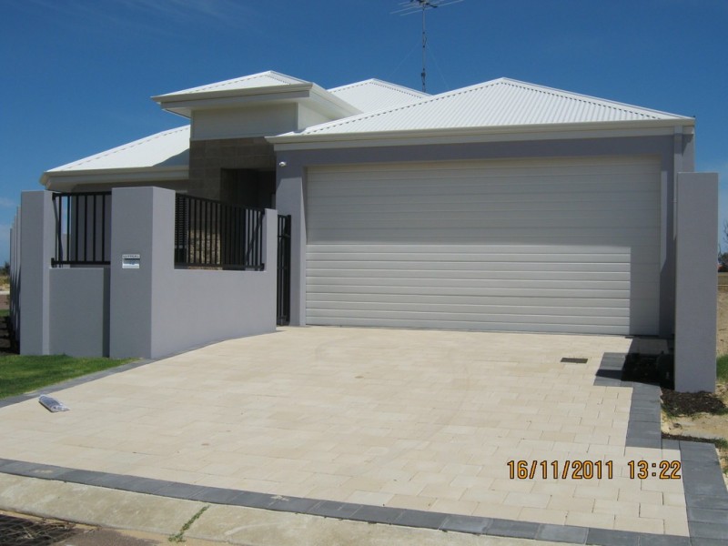 12 Kardan Loop, Falcon WA 6210