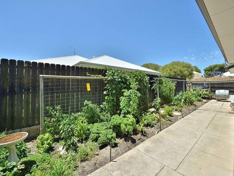 115 Hudson Drive, Dudley Park WA 6210