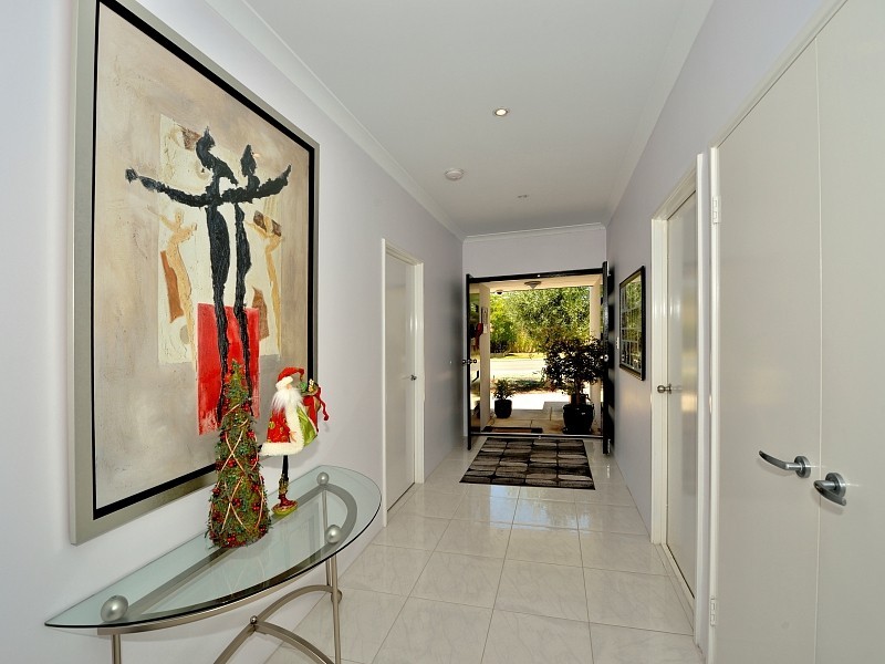 115 Hudson Drive, Dudley Park WA 6210