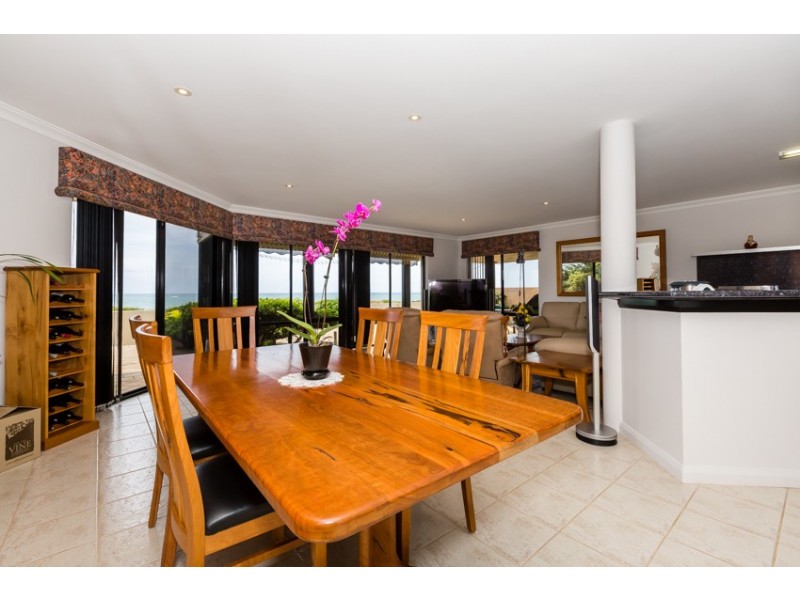 28 Ronsard Drive, San Remo WA 6210