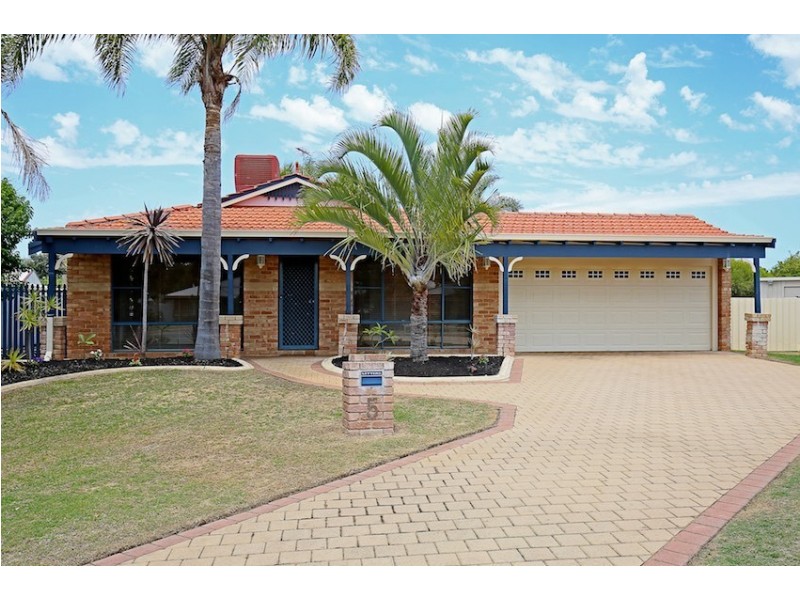 5 Medford Court, Meadow Springs WA 6210