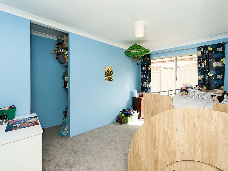 32 Pebble Beach Boulevard, Meadow Springs WA 6210