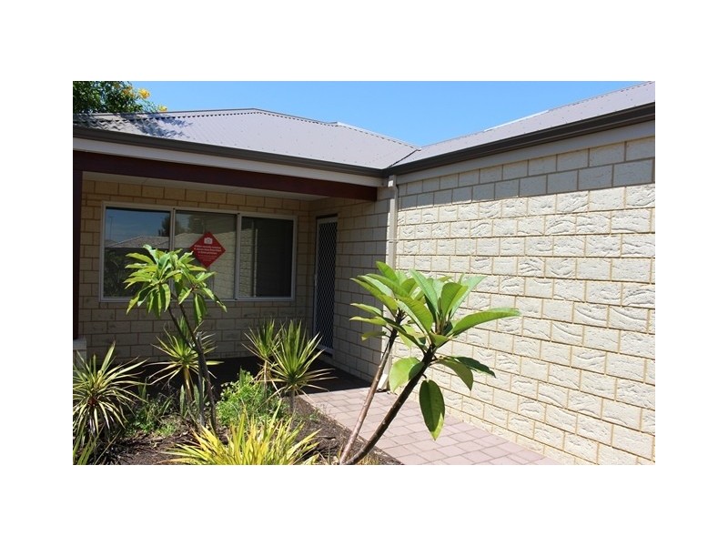 36 Kitchener Street, Dudley Park WA 6210