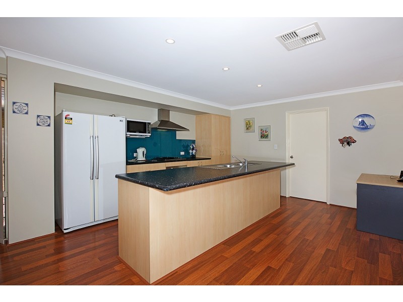 49 Len Howard Drive, Erskine WA 6210