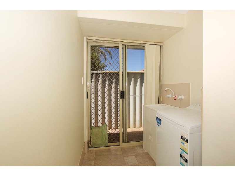 1/1 Elegant Drive, Greenfields WA 6210