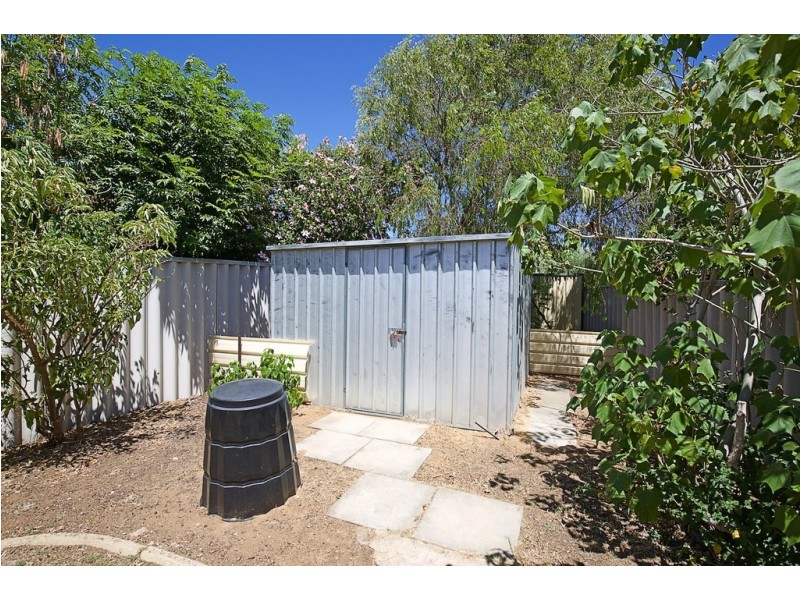 1/1 Elegant Drive, Greenfields WA 6210