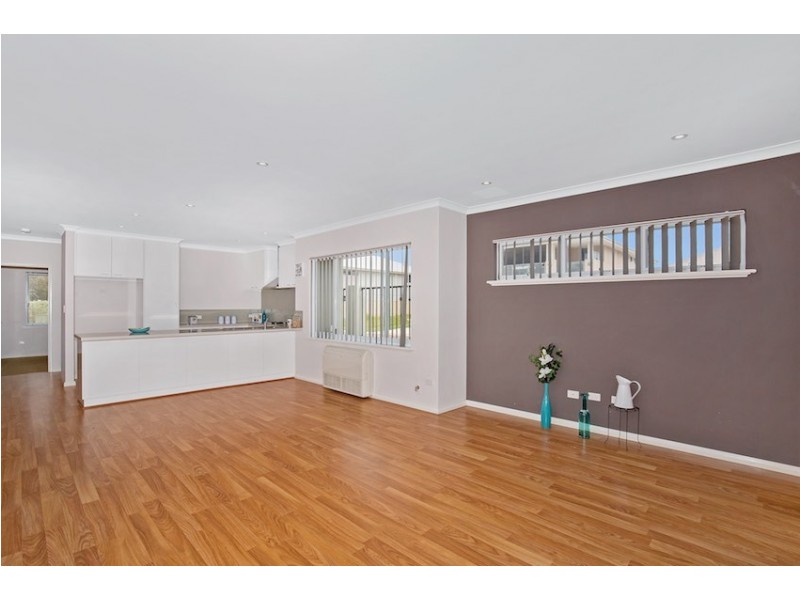 28 Kardan Loop, Falcon WA 6210