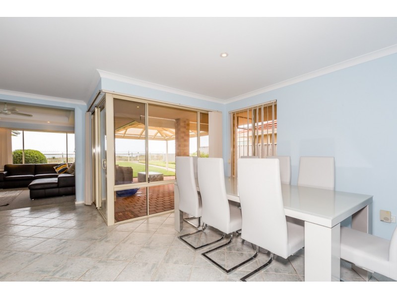 50 Ronsard Drive, San Remo WA 6210