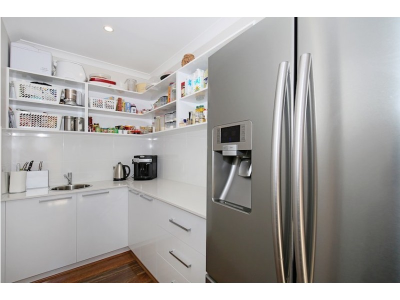 20 Gael Place, Dudley Park WA 6210