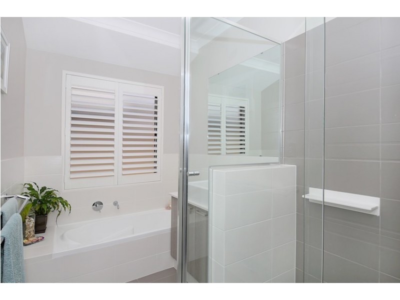 20 Gael Place, Dudley Park WA 6210