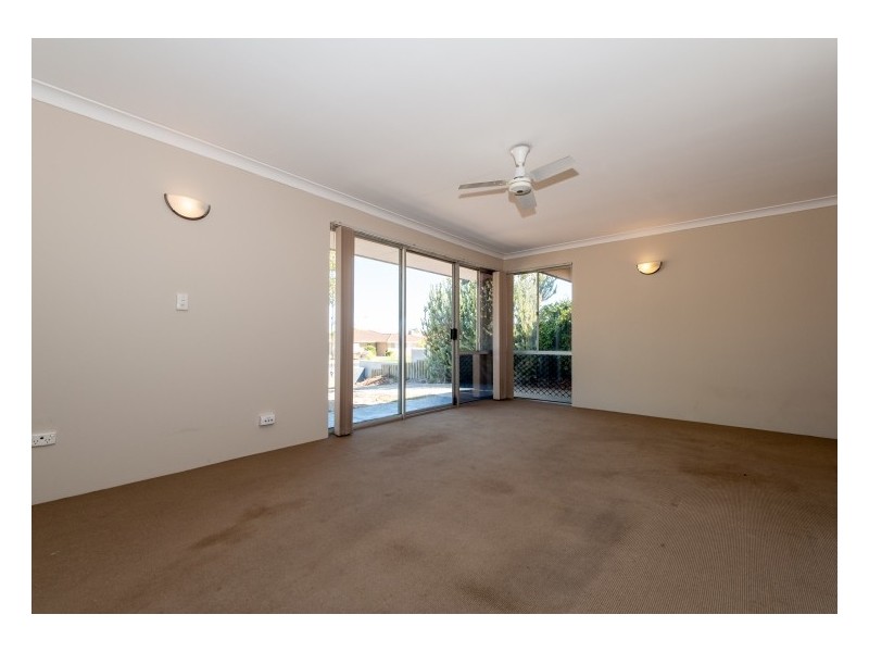 202 McLarty Road, Halls Head WA 6210