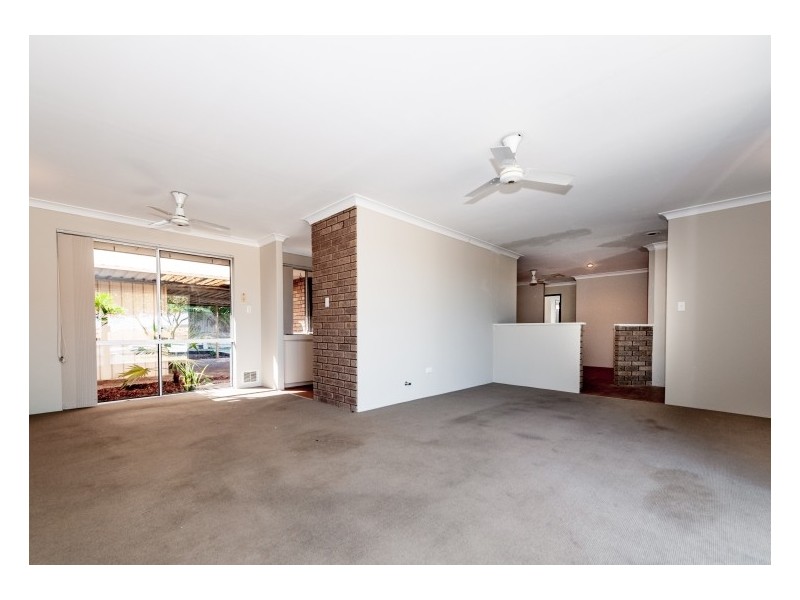 202 McLarty Road, Halls Head WA 6210