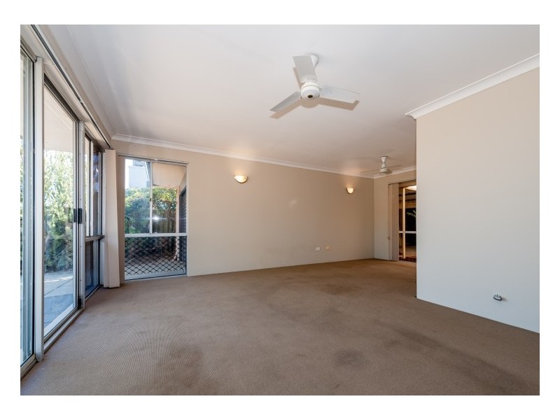 202 McLarty Road, Halls Head WA 6210