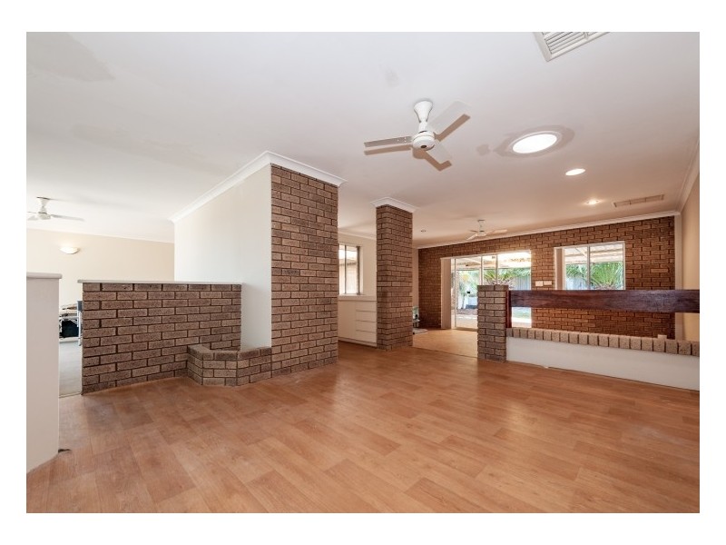 202 McLarty Road, Halls Head WA 6210