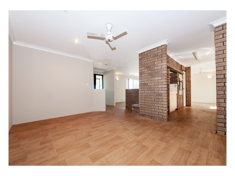 202 McLarty Road, Halls Head WA 6210