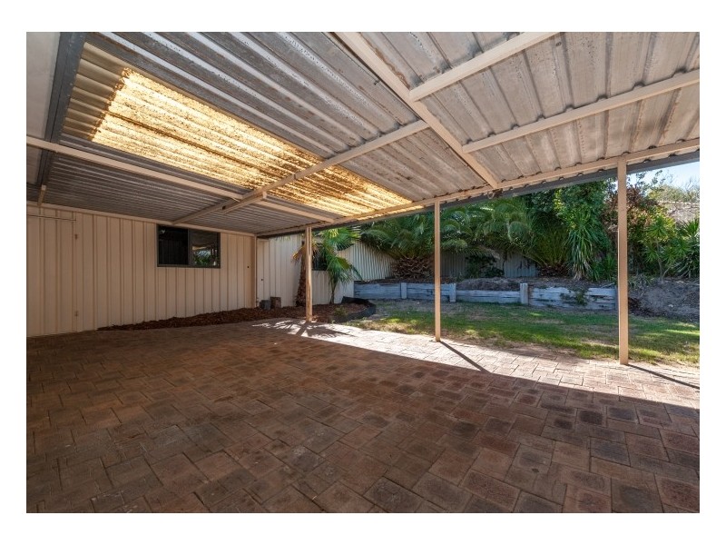 202 McLarty Road, Halls Head WA 6210