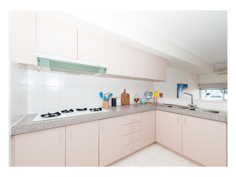 9/20 Baruna Court, Halls Head WA 6210