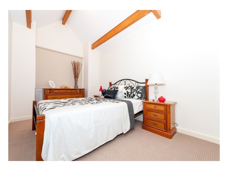 9/20 Baruna Court, Halls Head WA 6210