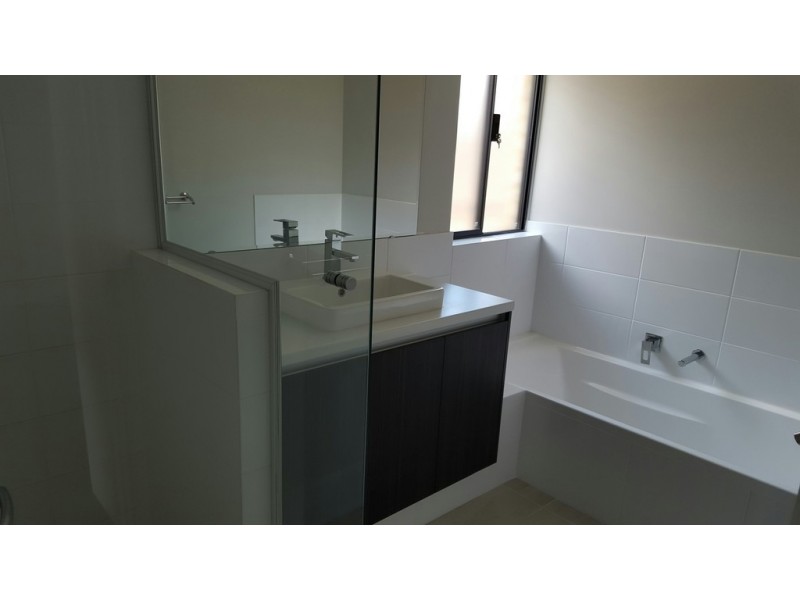 6 Wentworth Heights, Meadow Springs WA 6210