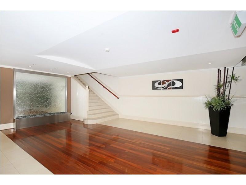 18/1 Breakwater Parade, Mandurah WA 6210