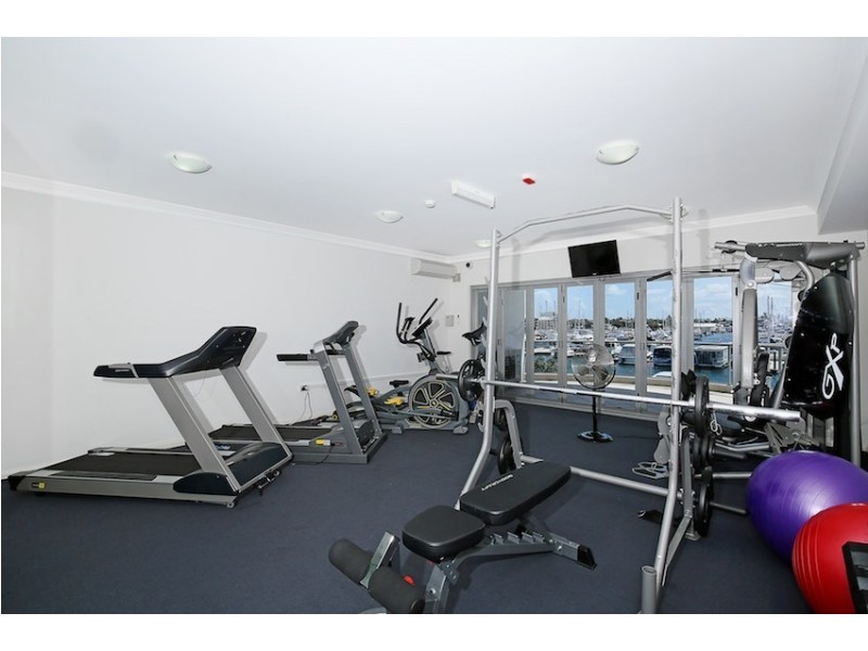 18/1 Breakwater Parade, Mandurah WA 6210