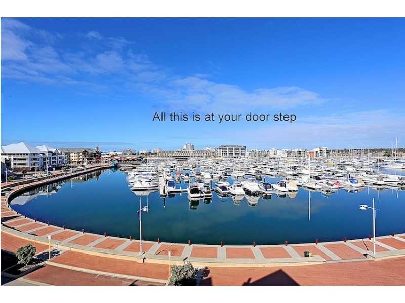 18/1 Breakwater Parade, Mandurah WA 6210
