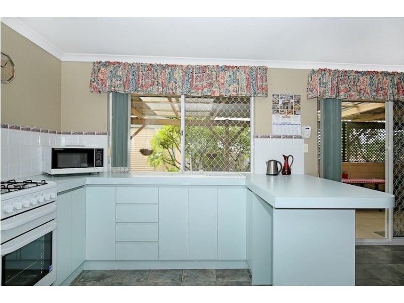 12 Norwich Close, Greenfields WA 6210