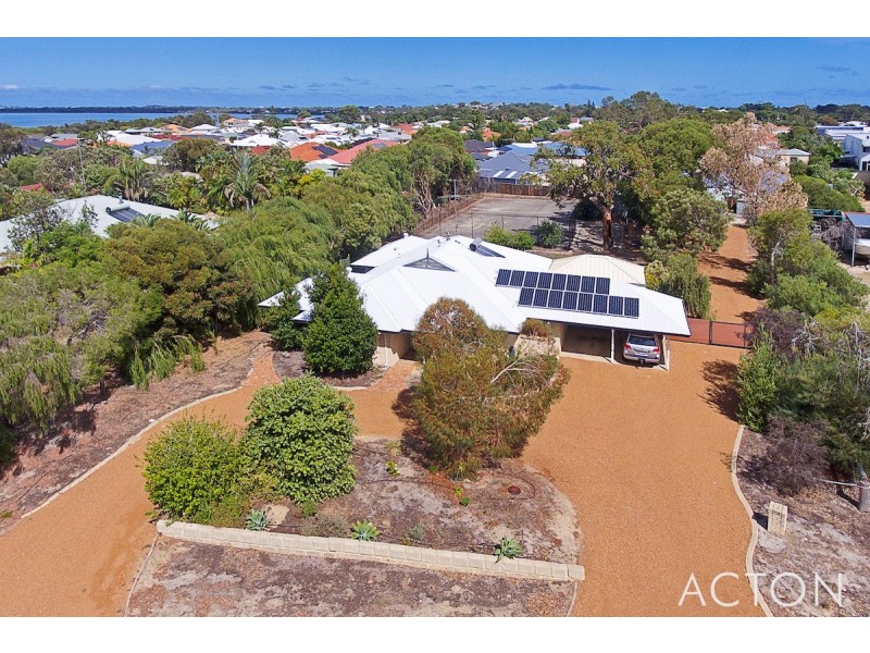 18 Silverton Crescent, Erskine WA 6210