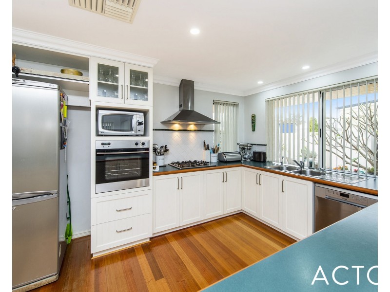 21 Sirrocco Drive, Erskine WA 6210