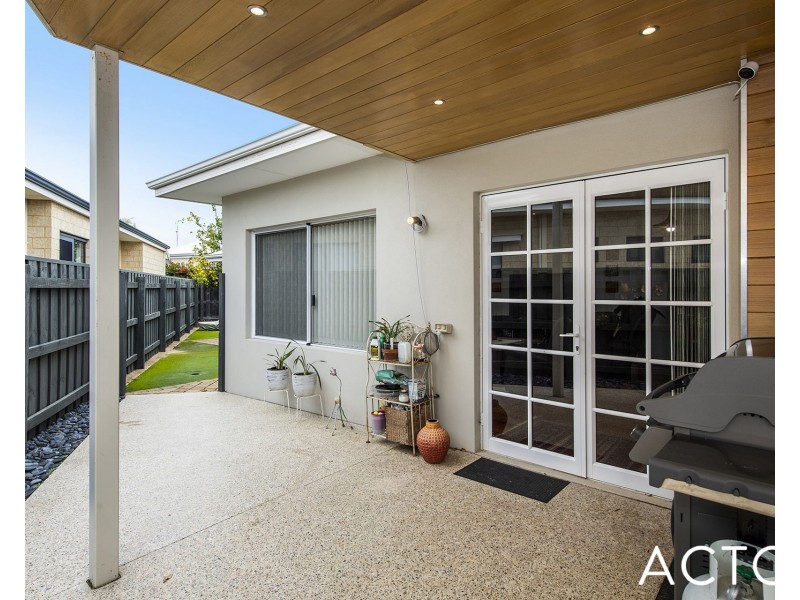 21 Sirrocco Drive, Erskine WA 6210