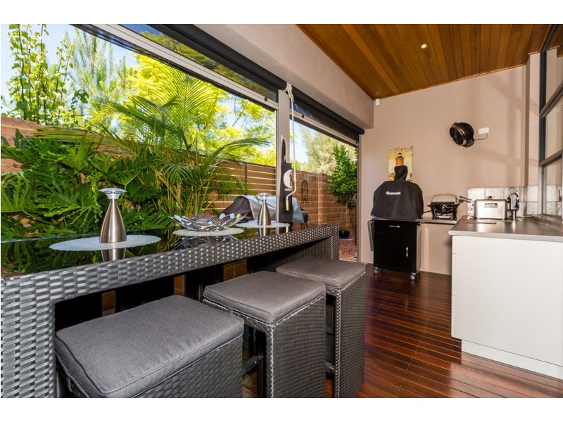 125 Hudson Drive, Dudley Park WA 6210