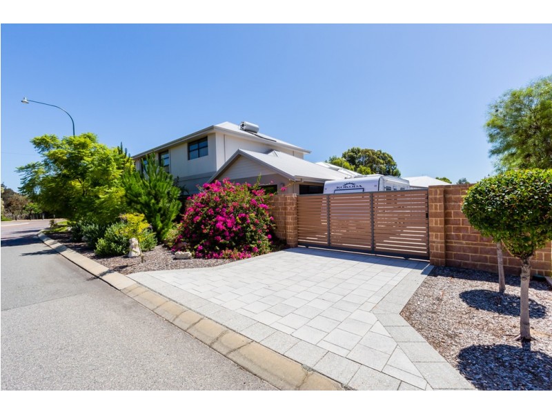 125 Hudson Drive, Dudley Park WA 6210