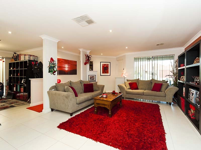 22 Ferncliffe Parkway, Meadow Springs WA 6210