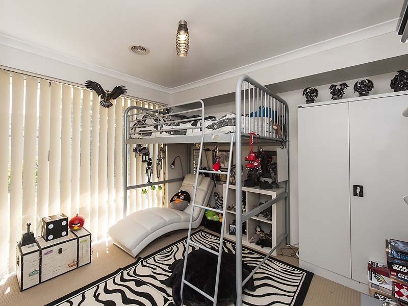 22 Ferncliffe Parkway, Meadow Springs WA 6210