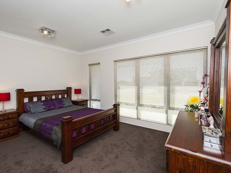 82 Flinders Street, Falcon WA 6210