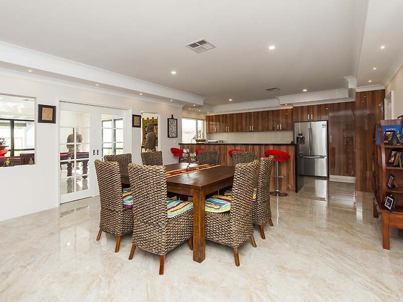 82 Flinders Street, Falcon WA 6210