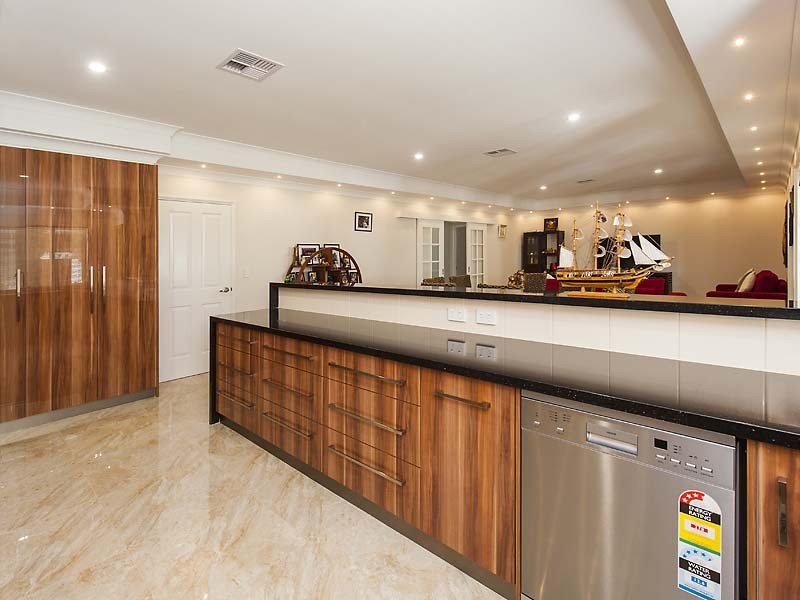 82 Flinders Street, Falcon WA 6210