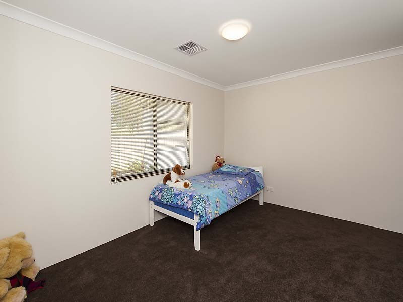 82 Flinders Street, Falcon WA 6210