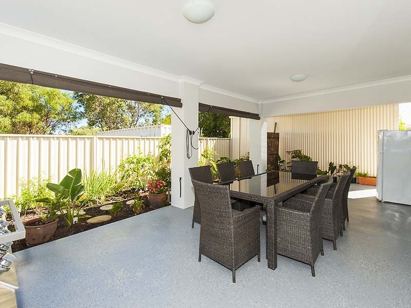 82 Flinders Street, Falcon WA 6210