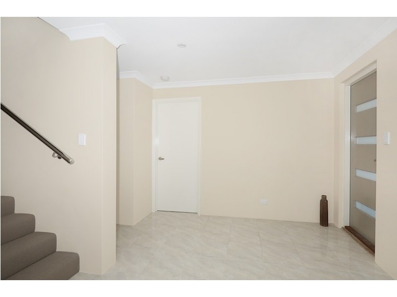 99A and 99B Oakleigh Drive, Erskine WA 6210