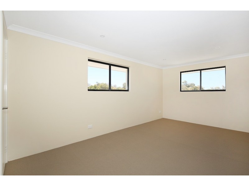 99A and 99B Oakleigh Drive, Erskine WA 6210