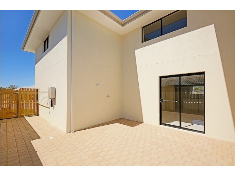 99A and 99B Oakleigh Drive, Erskine WA 6210