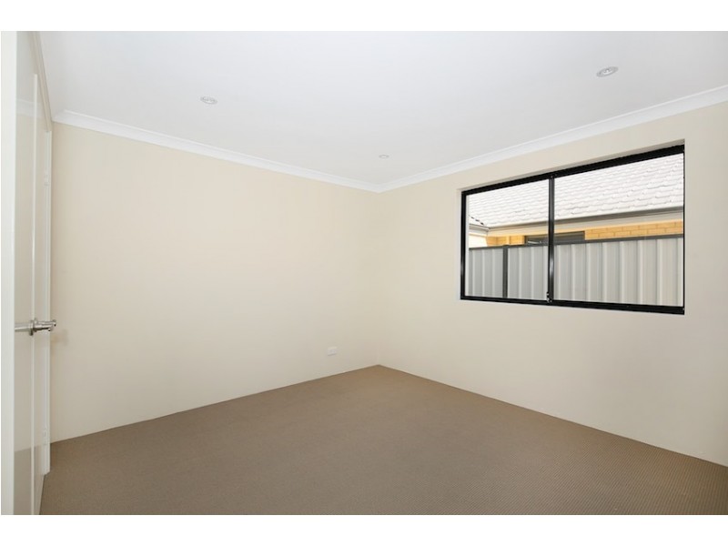 99B Oakleigh Drive, Erskine WA 6210