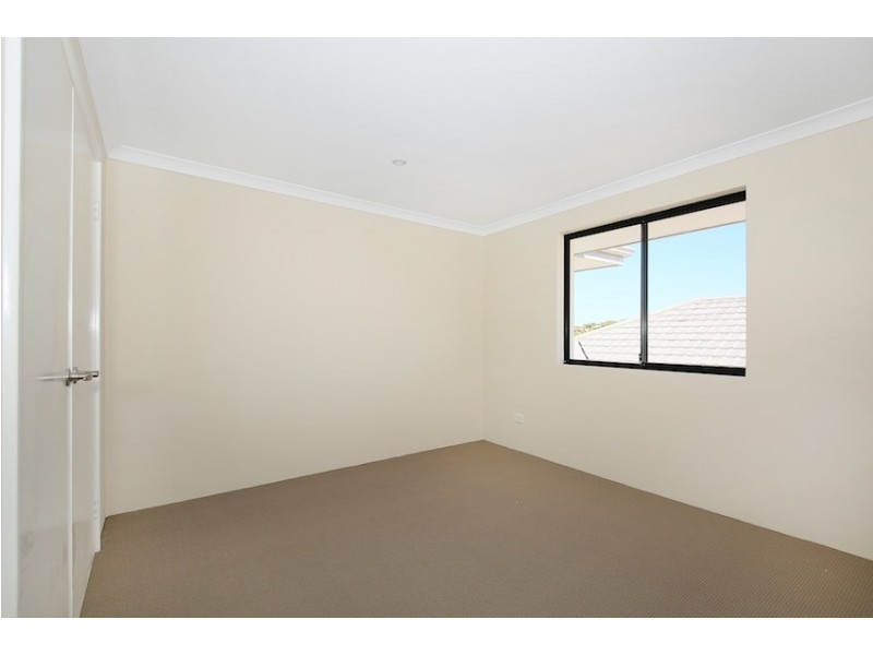 99B Oakleigh Drive, Erskine WA 6210