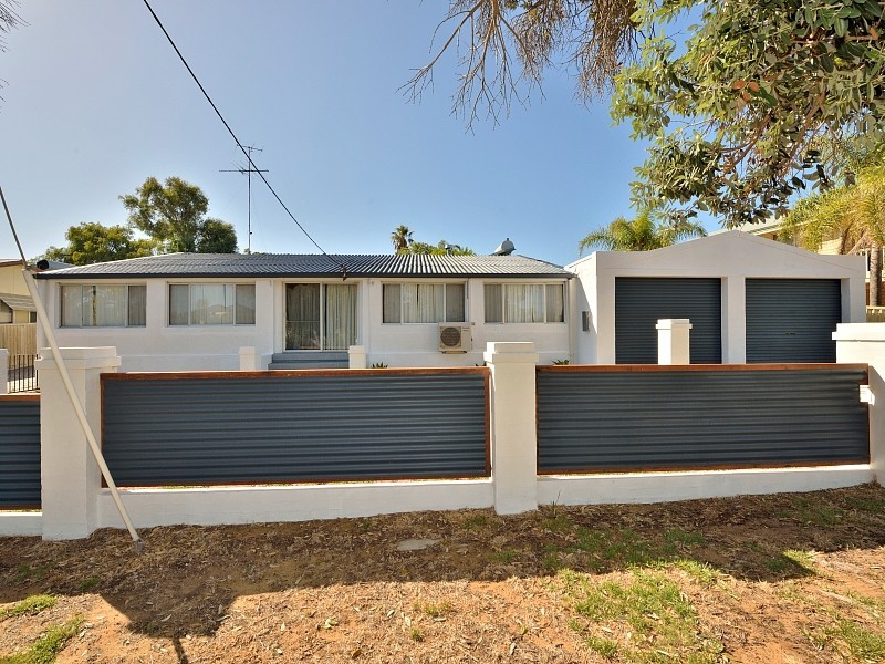 27a Cooranga Road, Falcon WA 6210