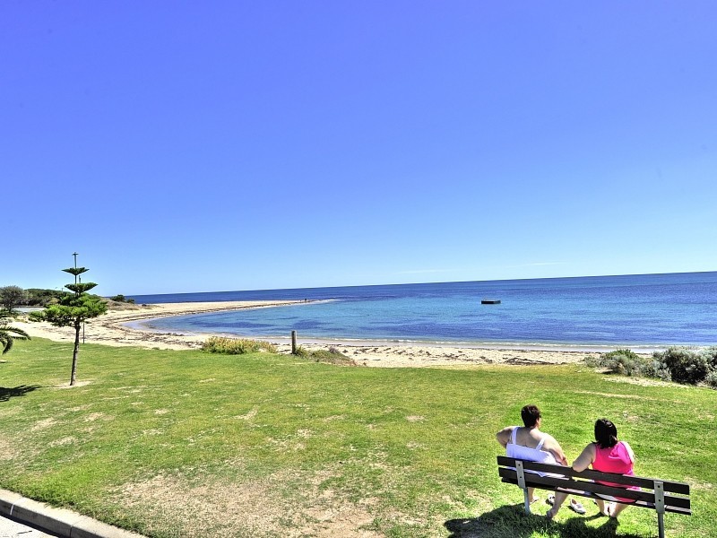 27a Cooranga Road, Falcon WA 6210