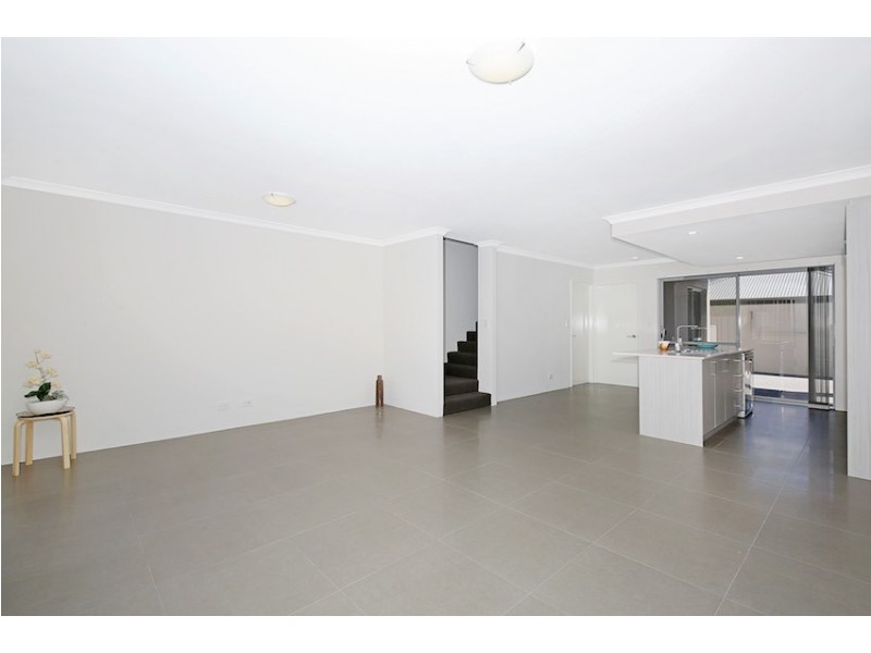 24A Eacott Street, Mandurah WA 6210