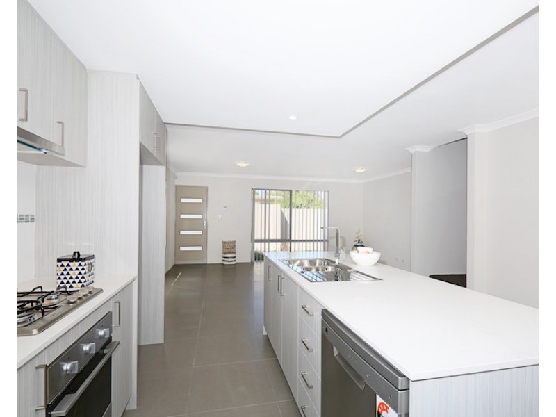 24B Eacott Street, Mandurah WA 6210