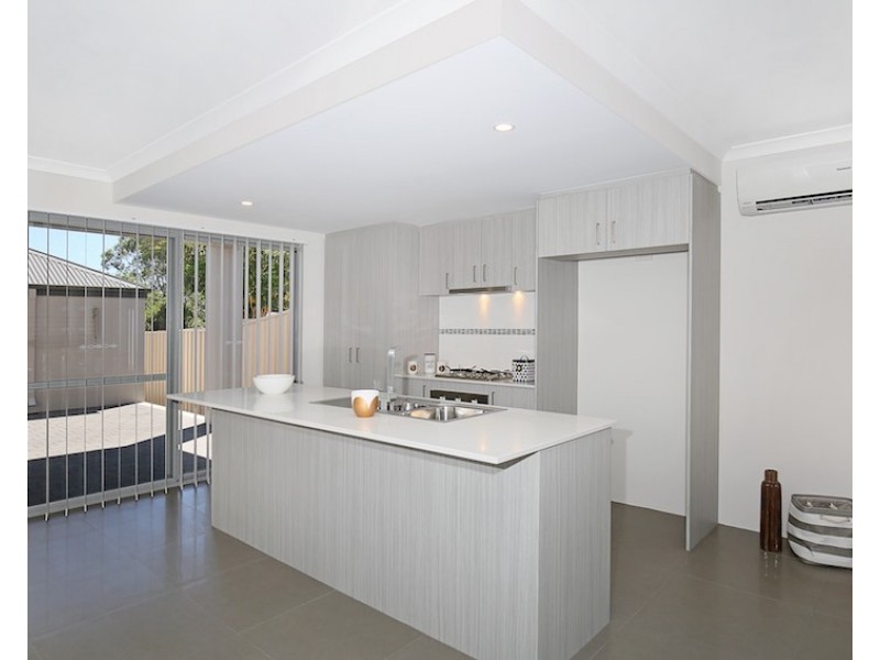 24B Eacott Street, Mandurah WA 6210