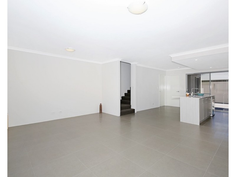 24B Eacott Street, Mandurah WA 6210